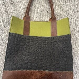 Merino Wool Graf & Lantz Felt & Leather Tote Bag – Designer LA Brand - LMar 29